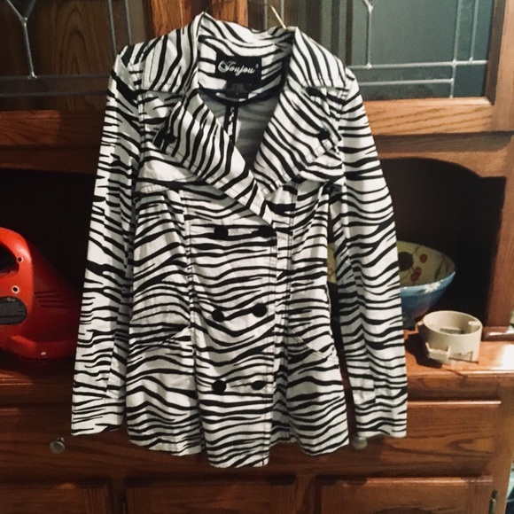 JouJou Zebra Blazer PeaCoat - Picture 2 of 5